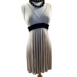 Forever 21 Semi Formal Cocktail Dress